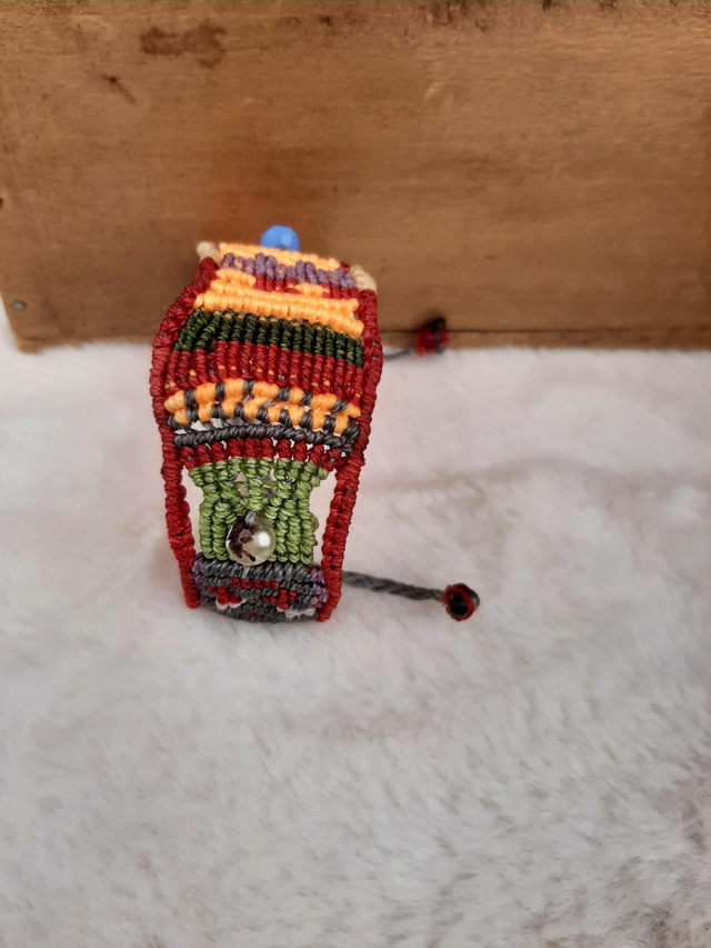 Bracelet coloré en macramé et perles naturelle 