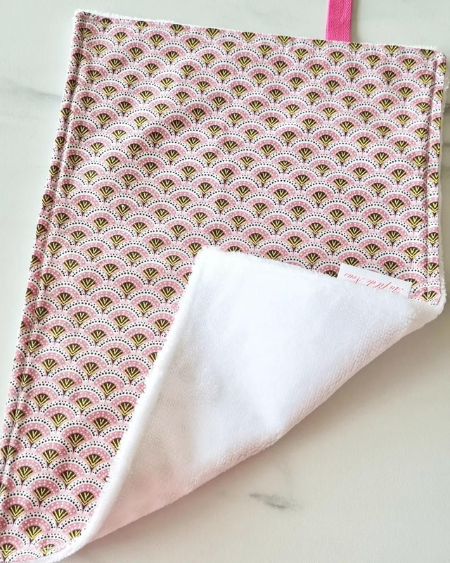 Serviette à mains à suspendre 