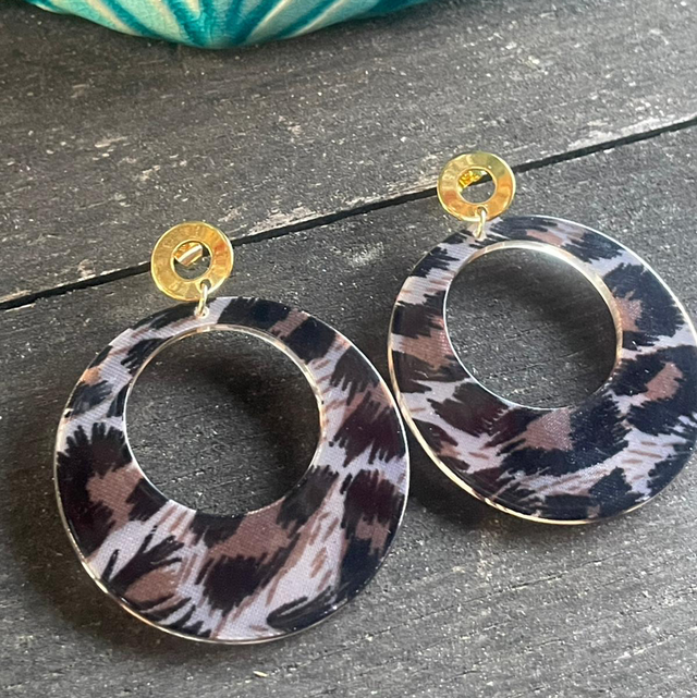 Boucle d’oreille Grrr