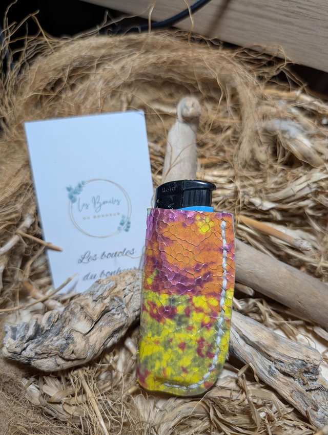 Étui à briquet jaune orangé 