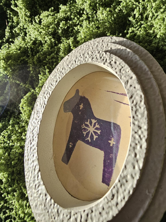 Cheval de Dala violet/bleu mini cadre