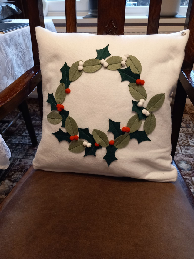 Mistletoe and Holly wreath Cushion Cover