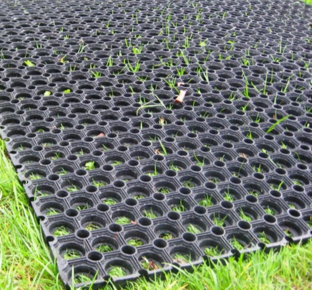 Rubber Grass Matting - Ring Mat 23mm