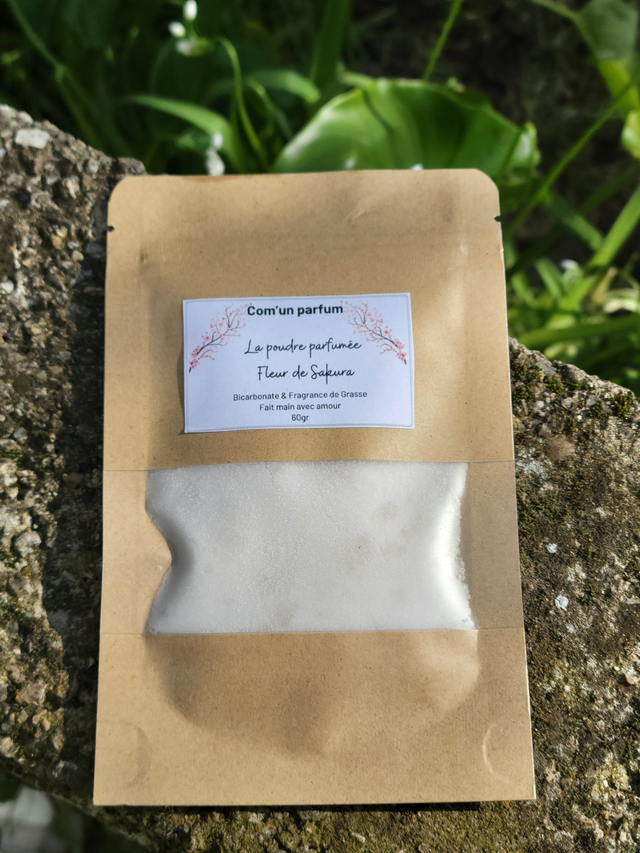 Poudre parfumée Fleur de Sakura 
