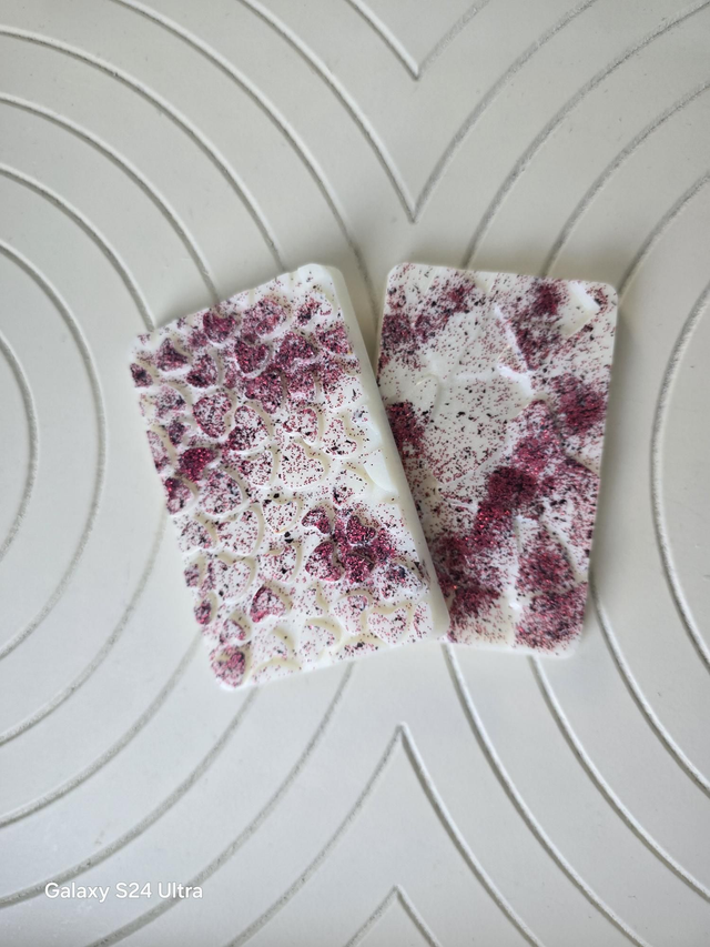 POMEGRANTE NOIR MINI BAR