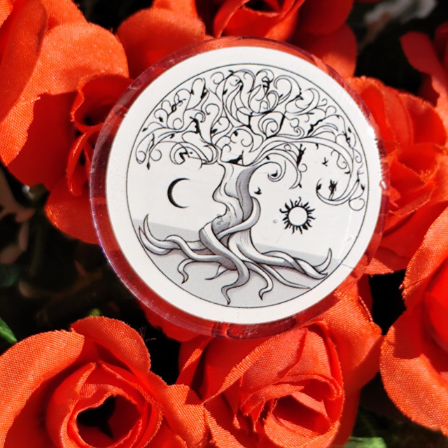 Pin's Arbre de vie équilibre lune et solaire