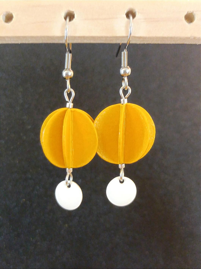 Perle ronde et breloque émaillée