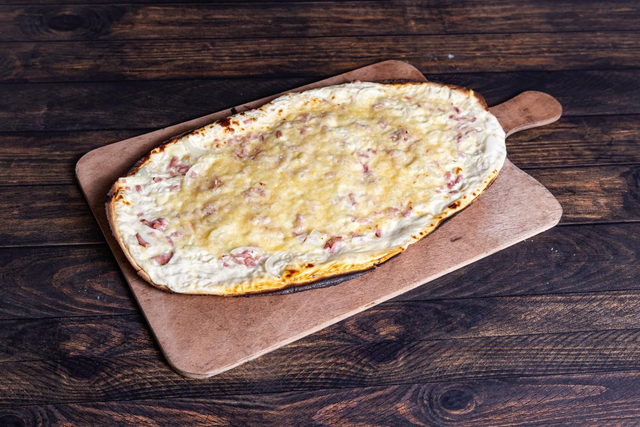 Tarte flambée gratinée 