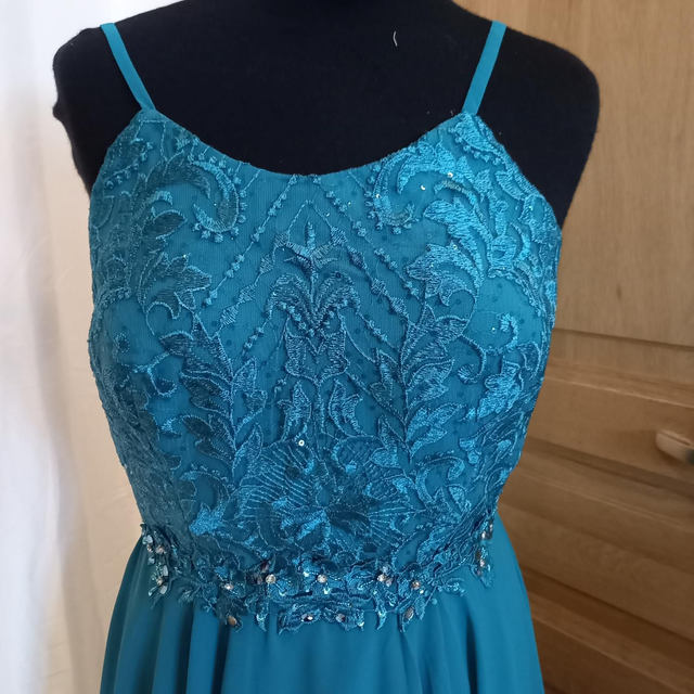 Robe De Soirée Asymétrique Canard 