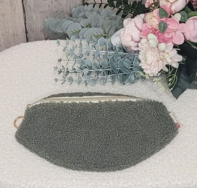 Sac banane bouclette kaki