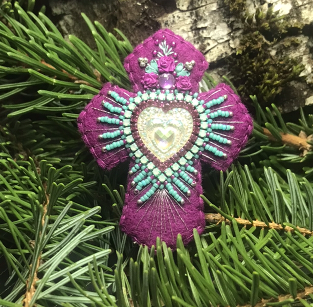 Broche croix pourpre/turquoise/argent