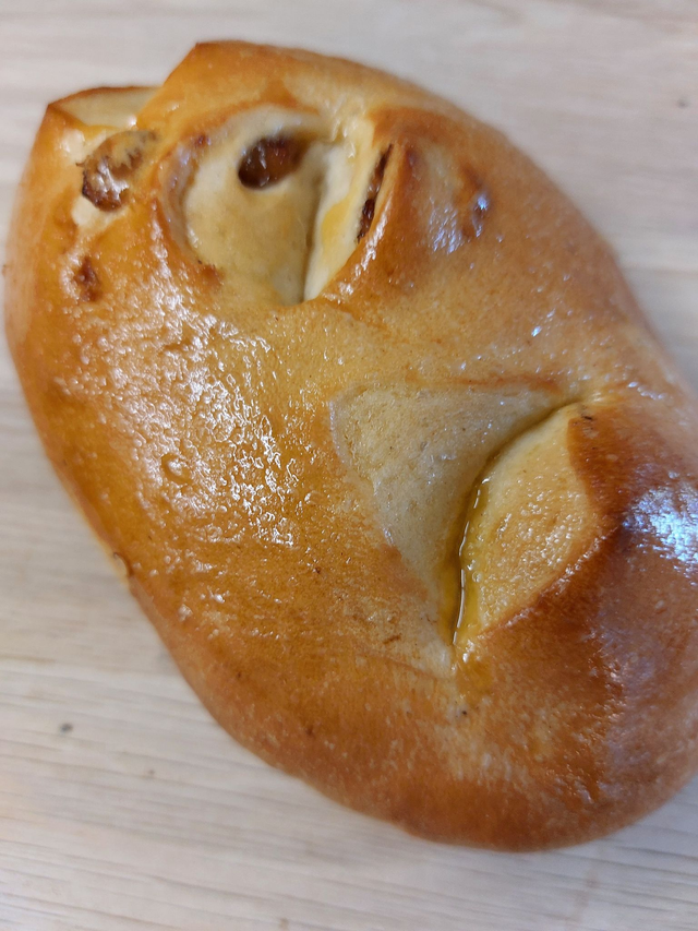 Rosinenbrötchen