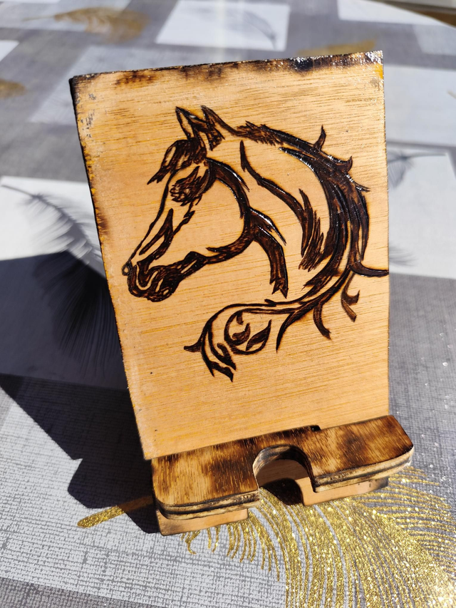 SUPPORT DE CHARGE TÉLÉPHONE CHEVAL