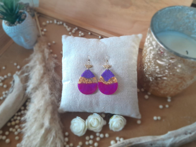 ✨INES ✨ Boucles d'oreilles "goutte" en résine - Rose violet doré