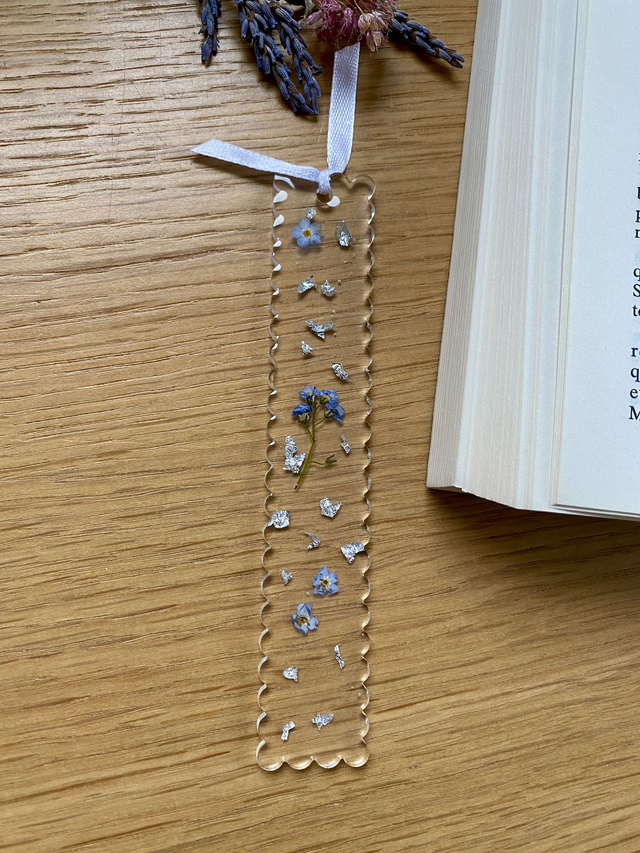 Marque page gaufré - myosotis 