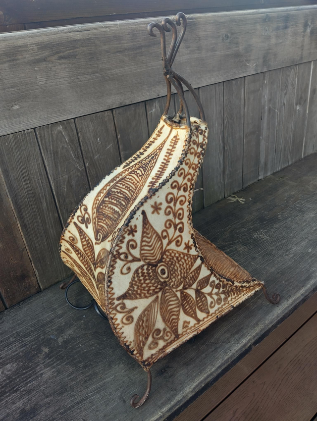 Indonesian table lamp