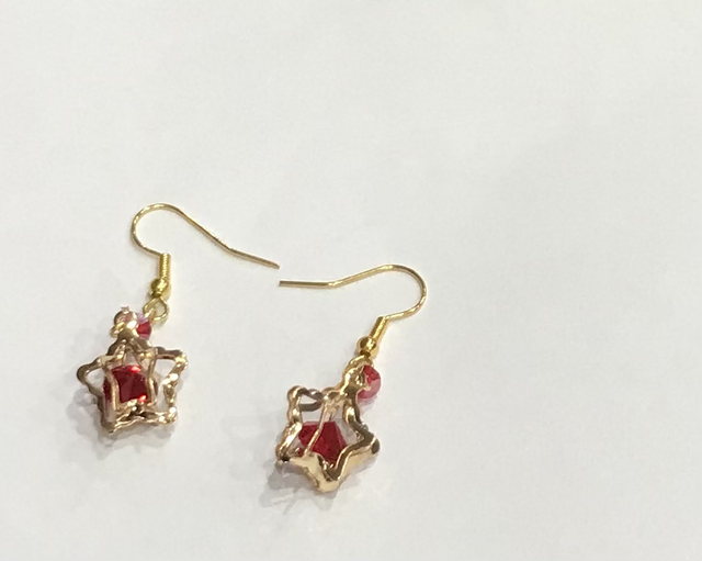 Red Dangling Earrings- RDE565