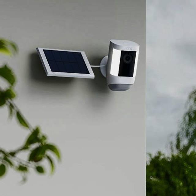 Ring Small Solar Panel USB-C [Stick Up Cam, Stick Up Cam Pro, Spotlight Cam Plus, Spotlight Cam Pro]