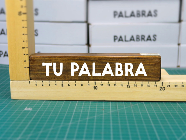 Palabra personalizada L 4cm