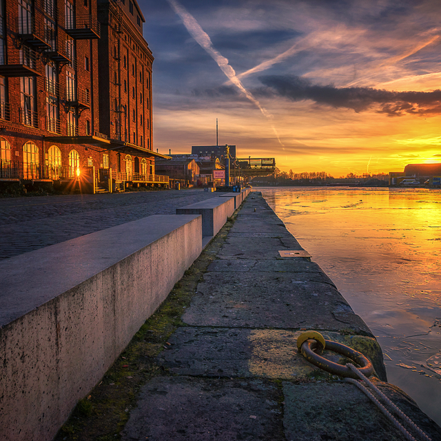 Abendrot über dem Hafen