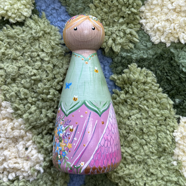 Flower fairy queen