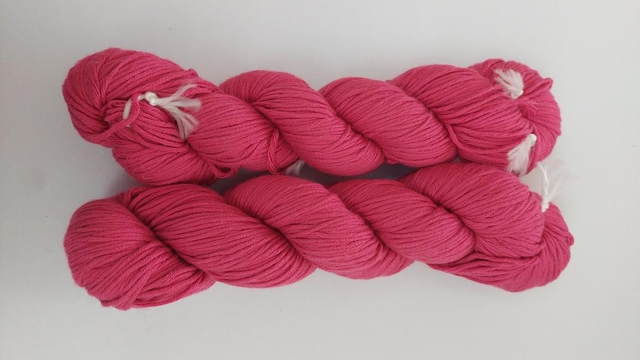 A personnaliser : châle ou écharpe rose fushia 