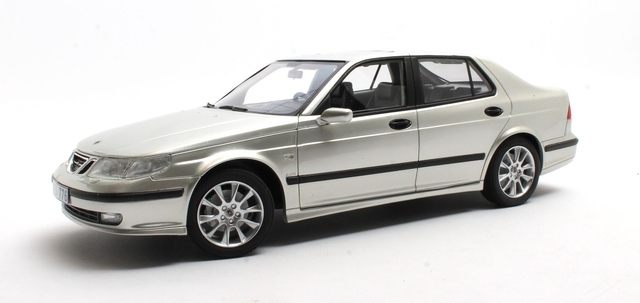 NIEUW! Saab 9-5 Turbo Aero (1998-2004) Cult Models 1:18