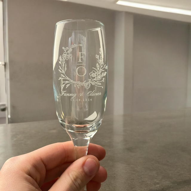 Boîte avec verre gravés