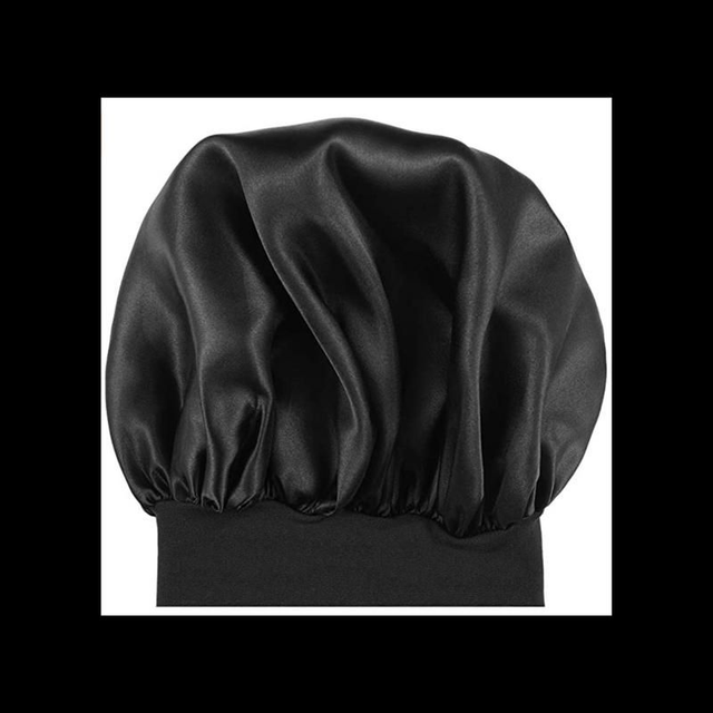 Bonnet en satin