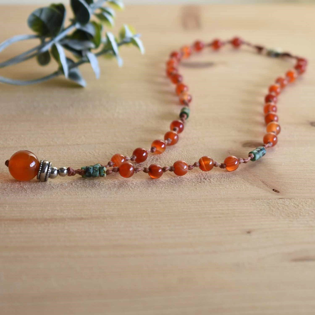 Ras du cou en cornaline et turquoise africaine en pierres de 6mm