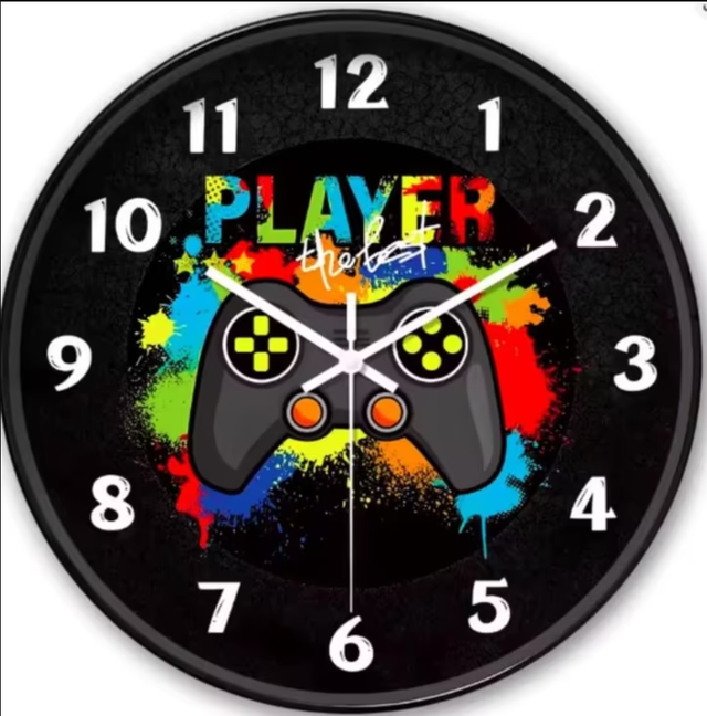 Vintage ronde wandklok van kunststof - Gaming klok (20cm)