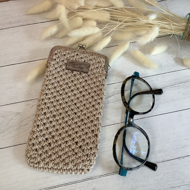 Étui à lunette au crochet Collection Maille Élégante 