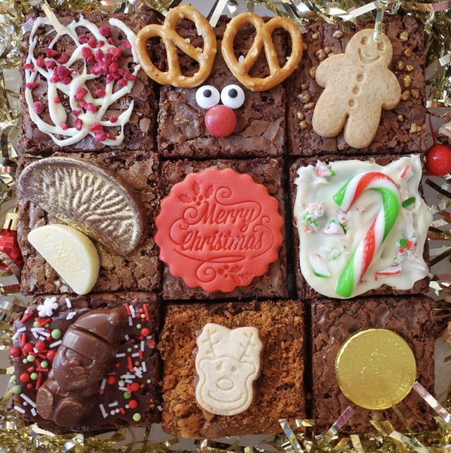 9 Piece Christmas Box