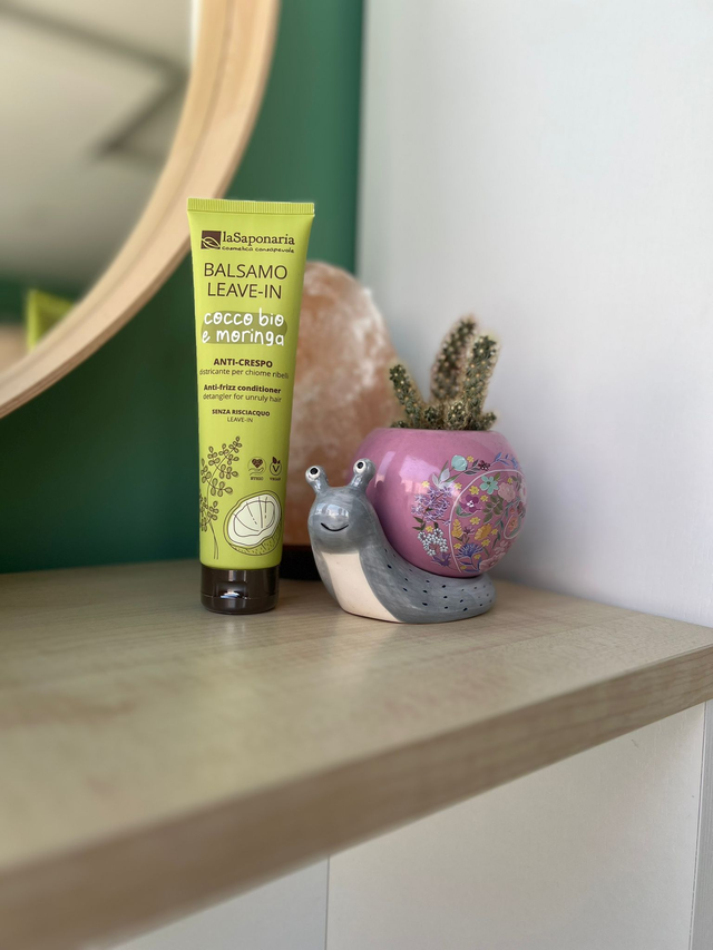Balsamo capelli leave-in anti-crespo con Moringa e Cocco bio di La Saponaria (150 ml)