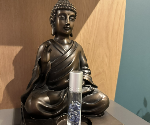 Roll-on avec pierres naturelles de Lapis Lazuli