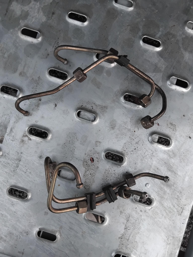 Tuyaux de gasoil Renault kangoo 1.9d 65cv 