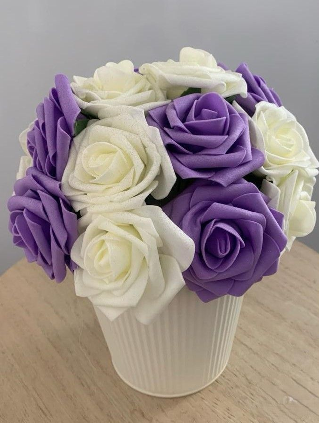 Mon pot en acier avec deux couleurs de fleurs (taille moyenne)