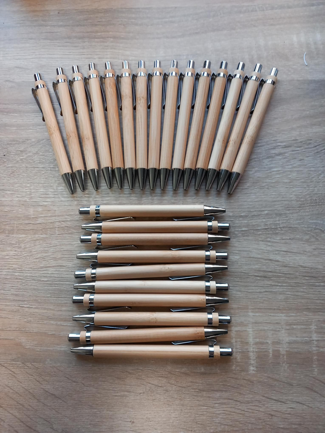 RESERVE - THEO - Lot de 25 stylos personnalisés avec logo