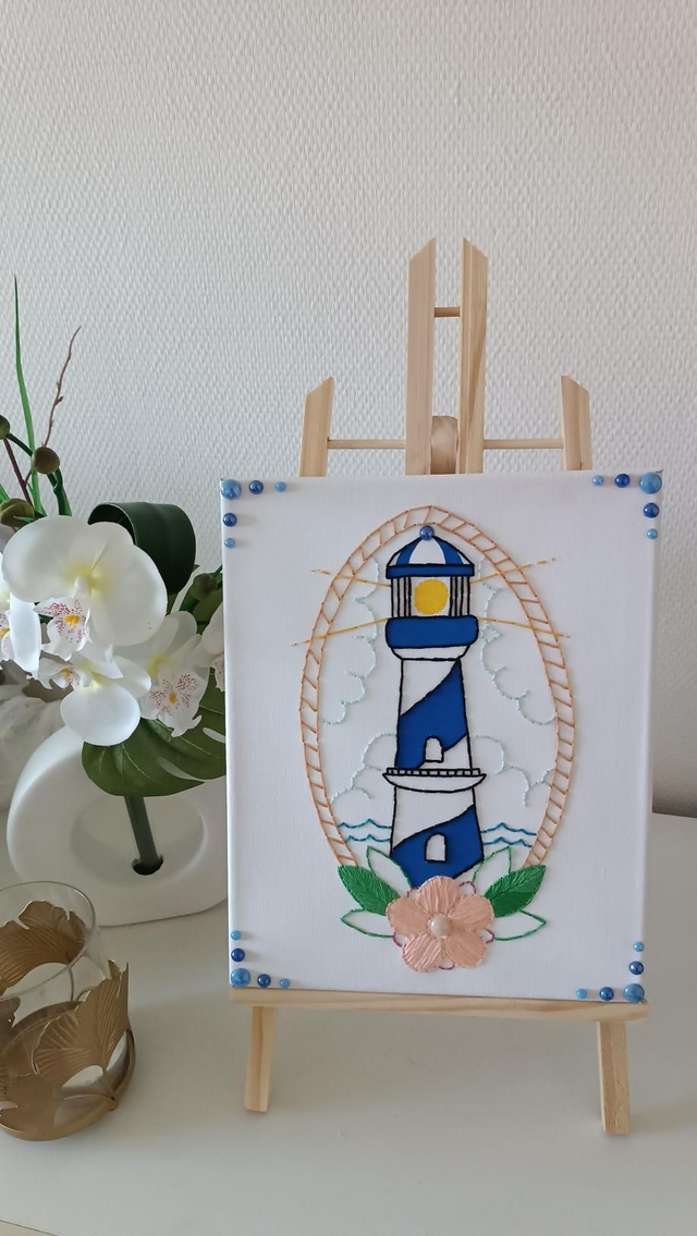 Toile brodée Phare