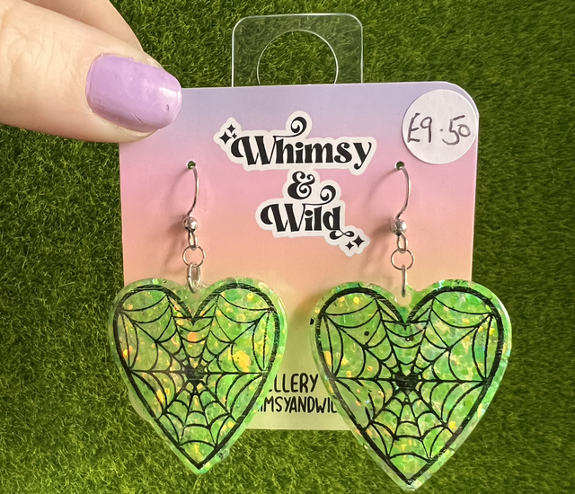 Green glitter spiderweb hearts 