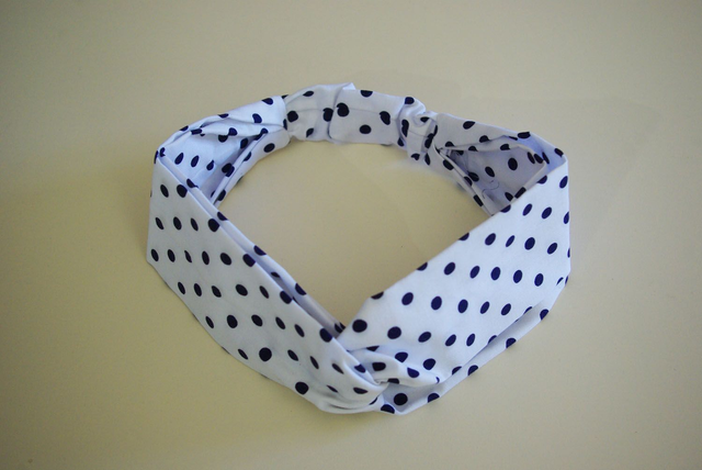 200.38-Bandeau adulte entrelacé blanc