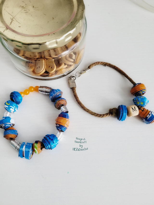 Lovely blue bracelet ECO handmade new woman fasion style.
