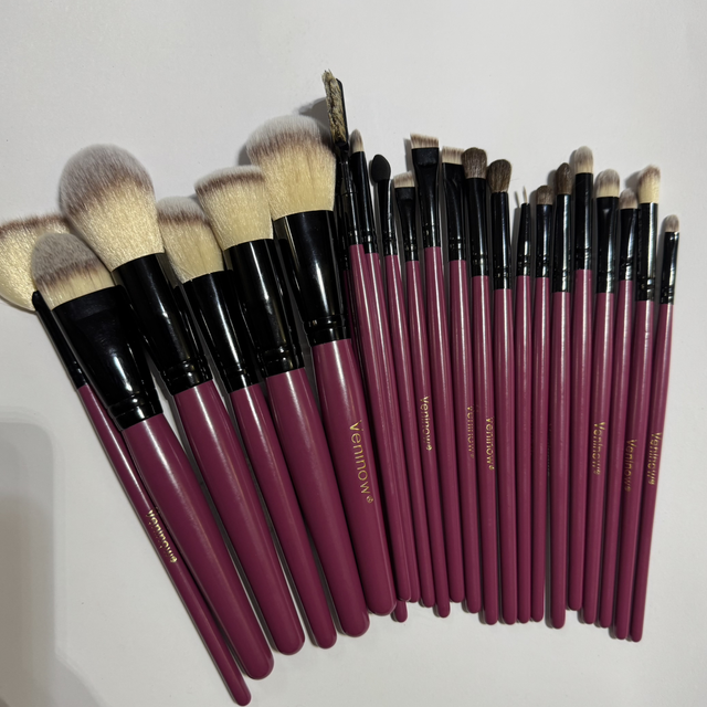 Lot de 24 pinceaux Maquillage 