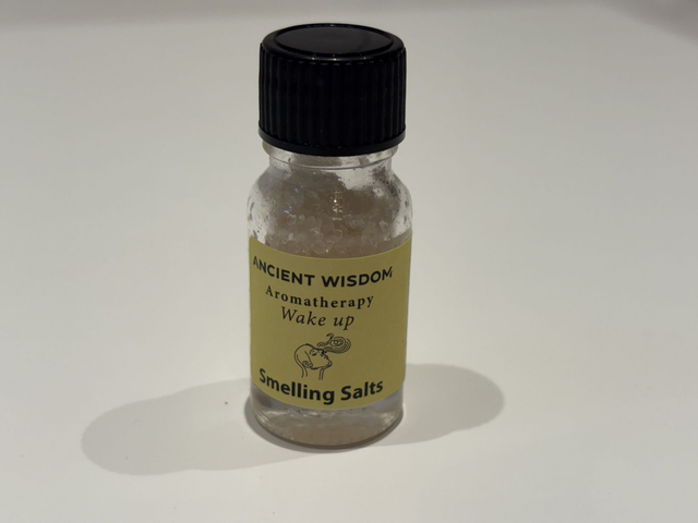 Aromatherapy smelling salts - Wake up