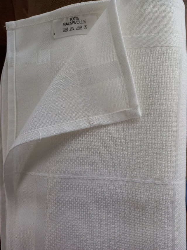 Tafelkleed 140 x 160 cm wit met aida rand (5 steken per cm)