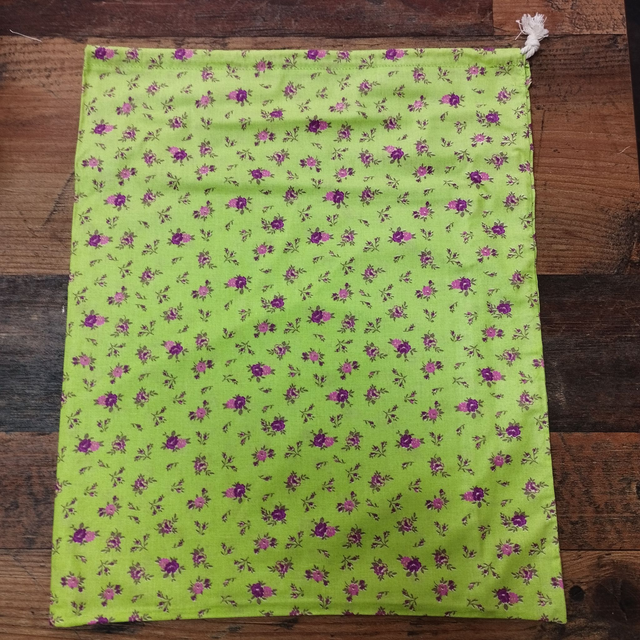 Vert pomme fleur mauve et rose - Hauteur 44,5 cm x Largueur 36,5 cm