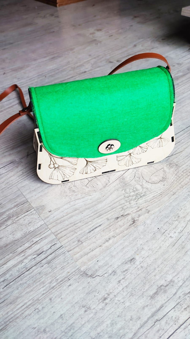 Sac à main bois et feutre vert Feuille de GINGKO Biloba