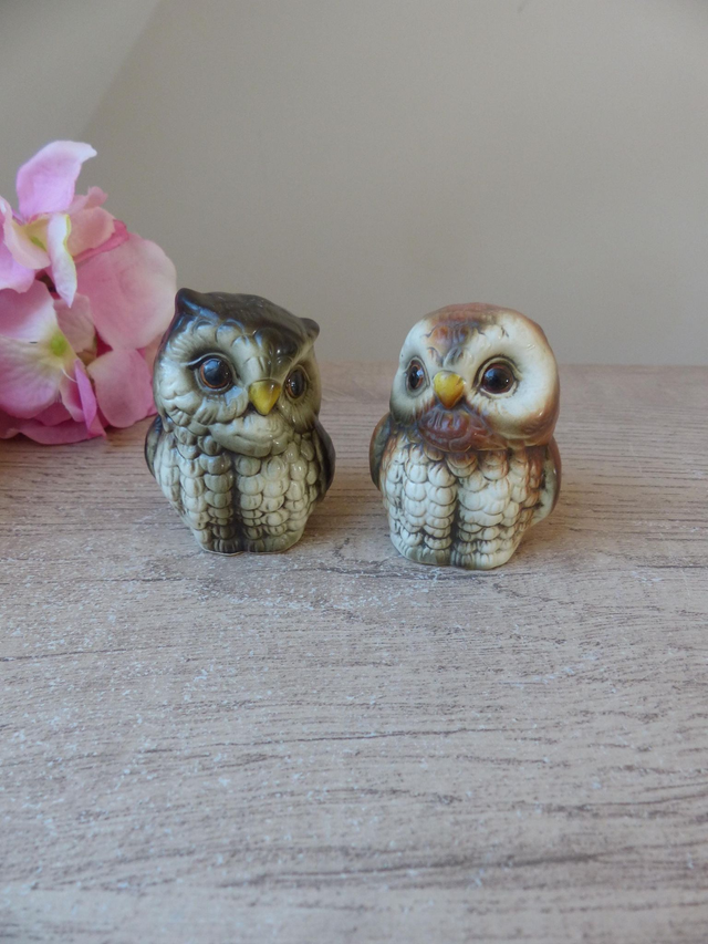 Vintage couple de chouettes en céramique fabriquées en Corée peintes à la main Vaga International, collection mignons bébés animaux oiseaux