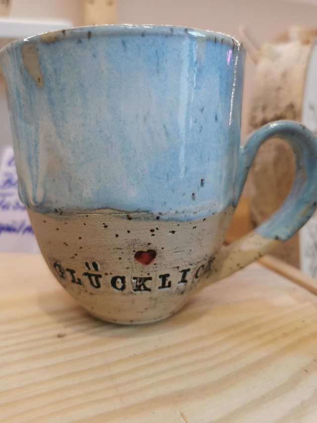 Tasse handgetöpfert