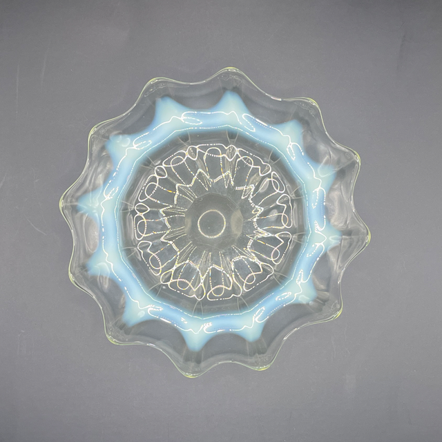Uranium Glass Ruffled Dish – Approx. 15cm Diameter